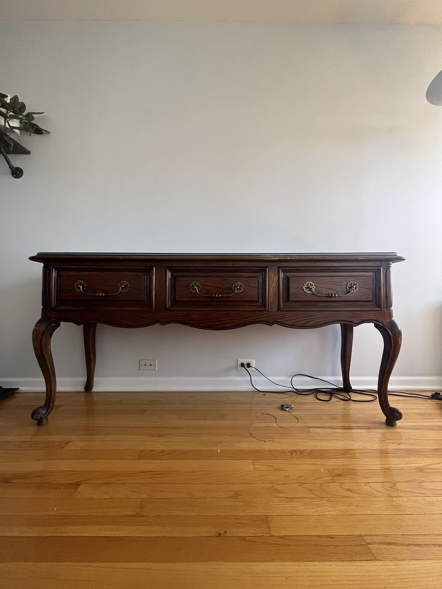 Buffet Table $100
