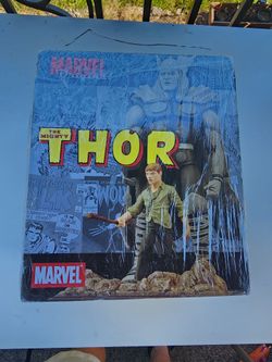 Marvel The Mighty Thor Collectible Figure