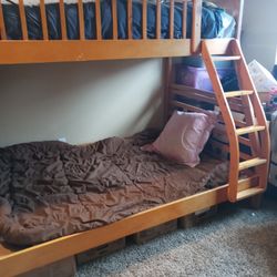 Twin/double Bunk Beds