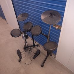 Alesis  Electronic Drum Set
