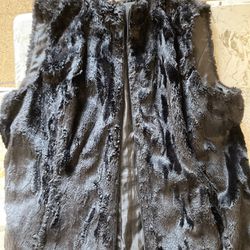 Black Faux Fur Vest With Zipper