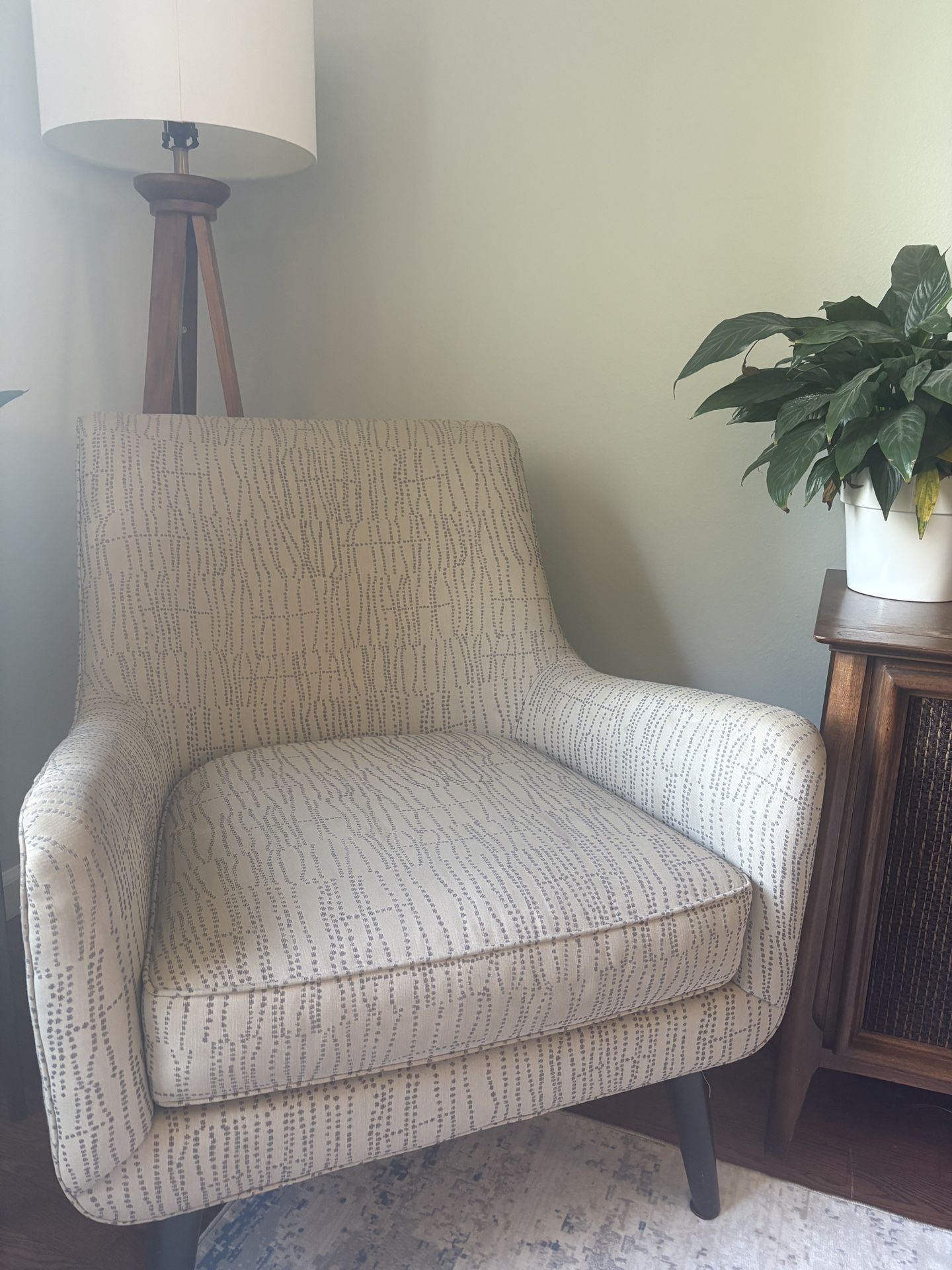 Room and Board Quinn Chair