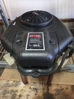 ((READ AD))((22hp Briggs VTWIN Engine)) Riding Mower