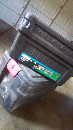 Lot - (4) Rubbermaid Action Packer Storage Bins