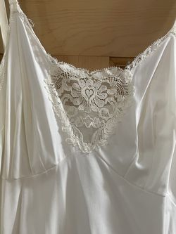 Vintage Pretty White Slip
