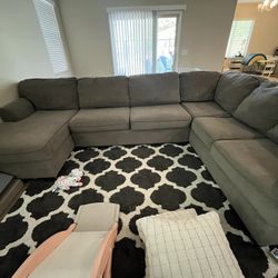 Sectional Couch 