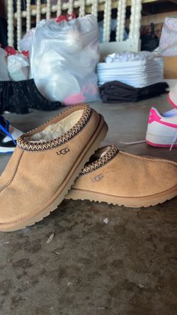 Uggs tasmin size 6