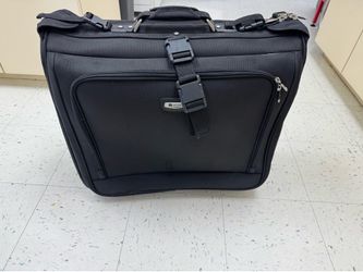 DELSEY Deluxe Garment Bag Suit Carrier – Black – 26” Travel Bag
