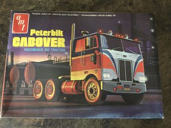  Amt Peterbilt Cabover Pacemaker 352 Tractor Model