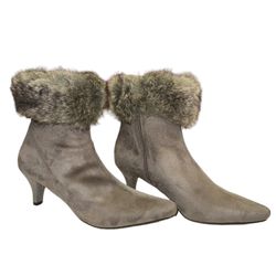 Impo Grey Suede Neemie Inside Zip Boot Trimmed in Faux Fur (Size 7.5M)