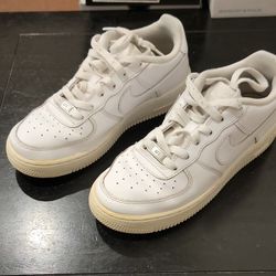 Nike Air Force 1 GS 314192-117 Unisex Kids' White Leather Sneakers, Size 6Y