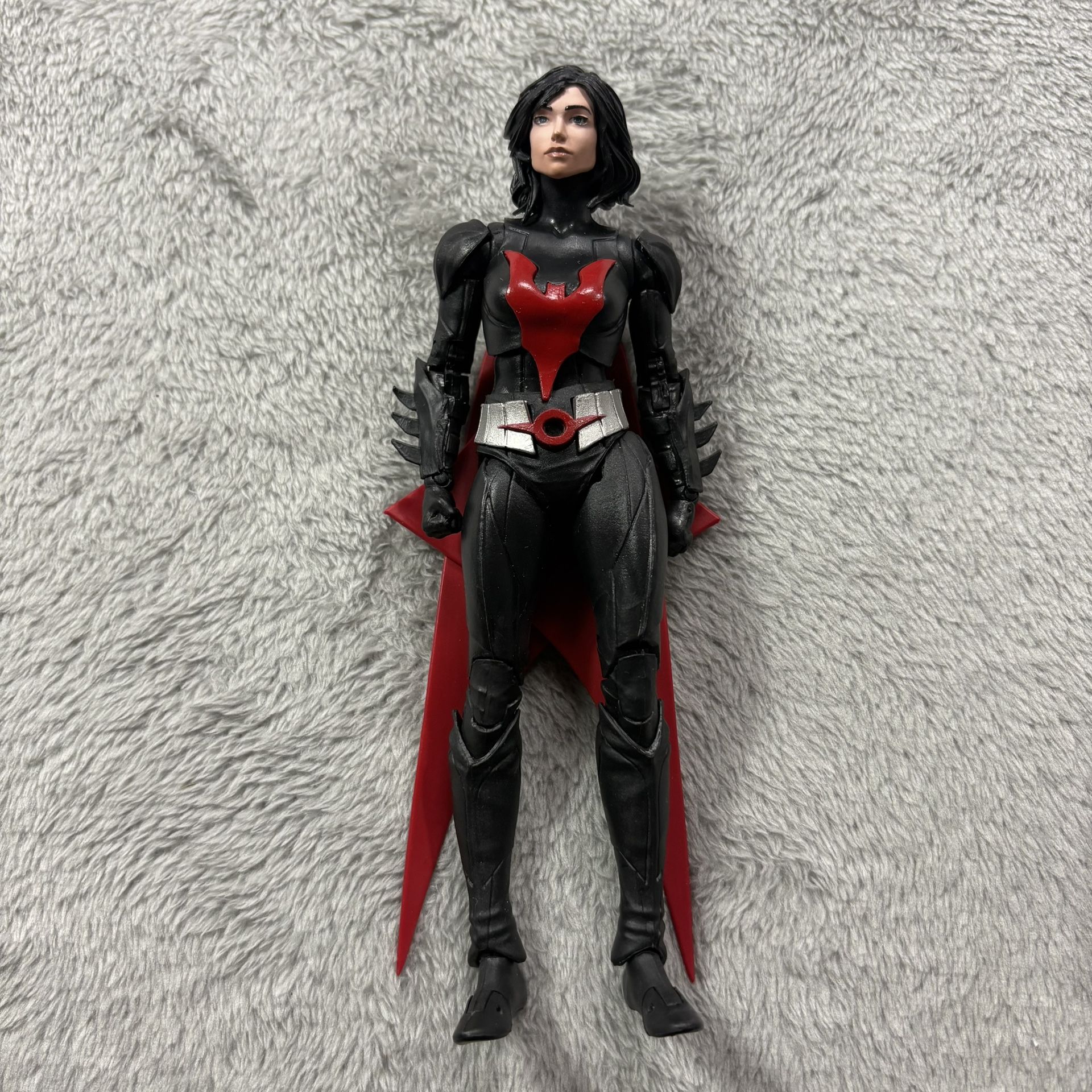 McFarlane Dc Multiverse Bat woman Beyond (unmasked) 7” Action Figure