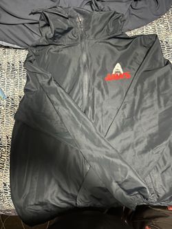Universal Studios Jaws Windbreaker