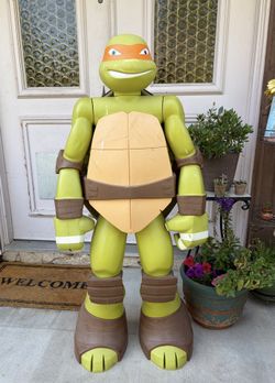 TMNT Michelangelo Collectible - 48 inches - Gigantic!