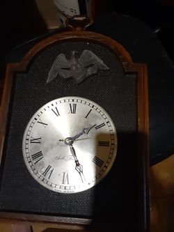 Wall clock with the eagle