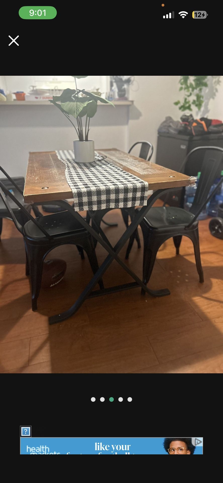 Dinning Table Used Wood. 