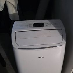 Portable LG  AC 