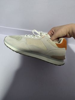 HOFF Memphis Sneaker in Louisville, Size 9