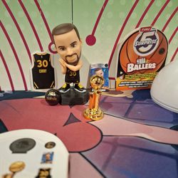  NBA Ballers Super Rare Stephen Curry Figurine 