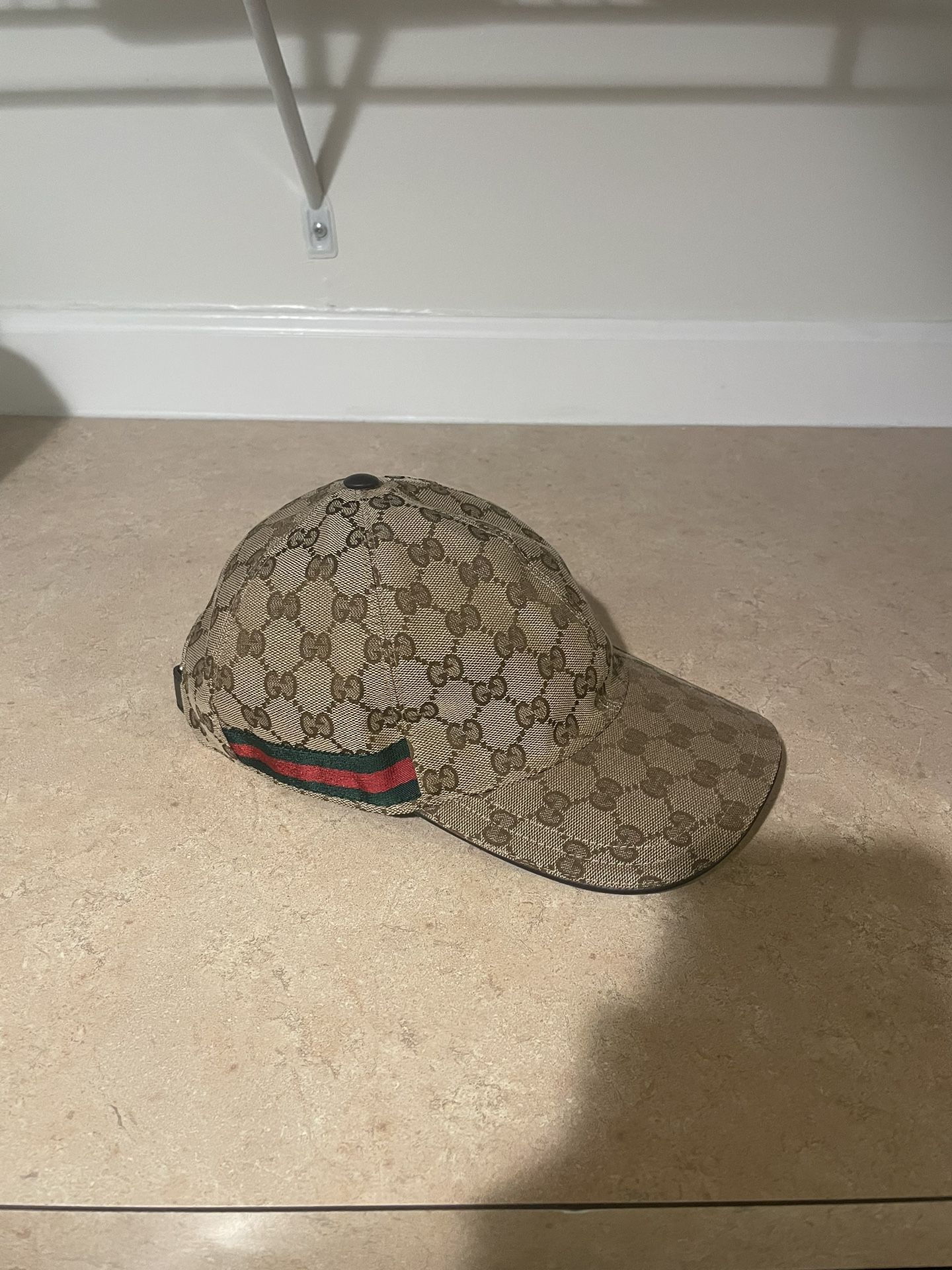 Gucci Hat  L
