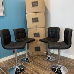 New 4 Black Bar Stools 