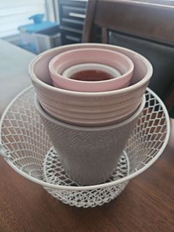 Free pots