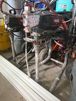 Máquina de pintar 440 en buen estado