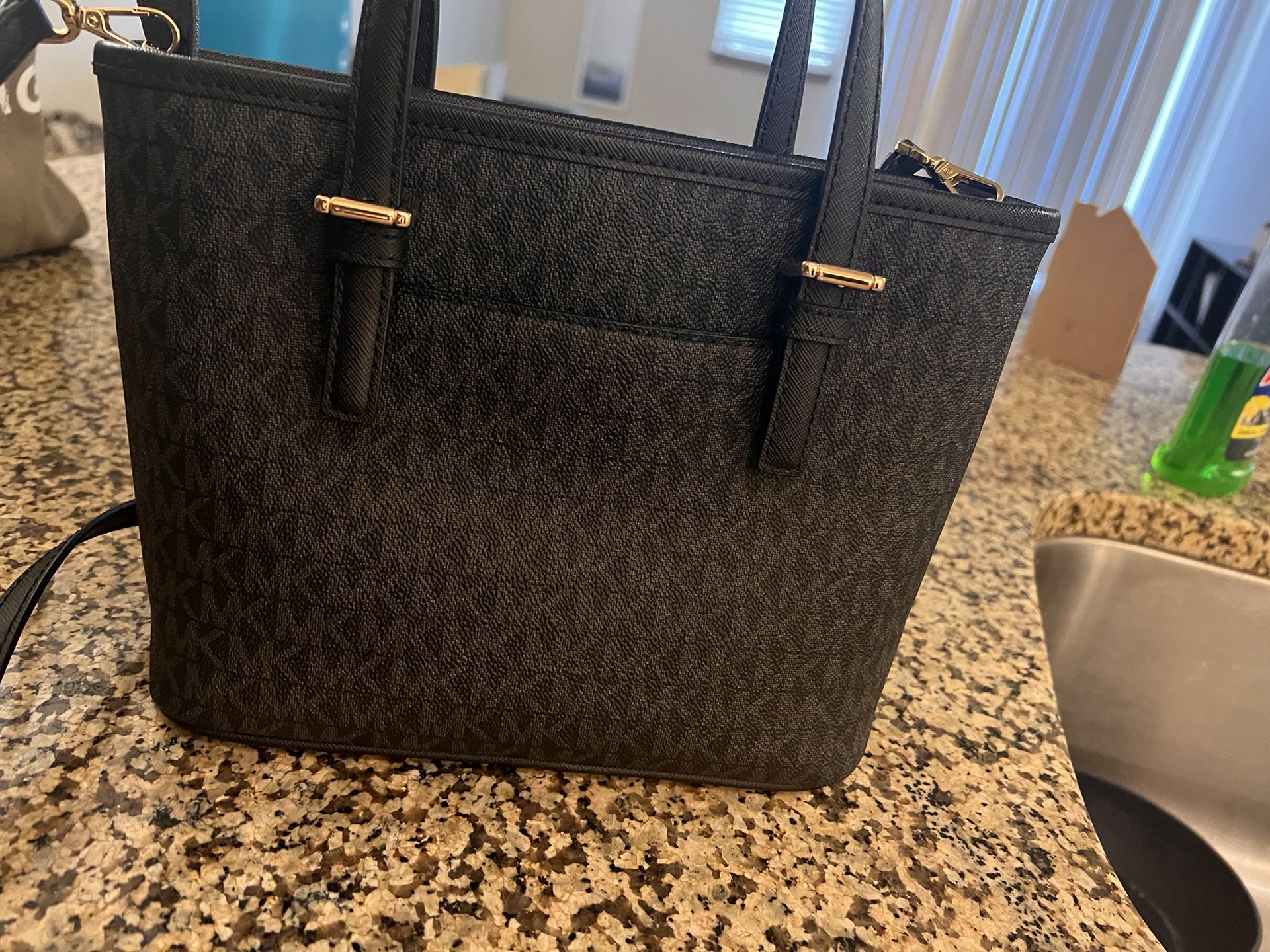 MK Purse And Marc Jacobs Tote Bag