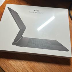New apple iPad Magic Keyboard