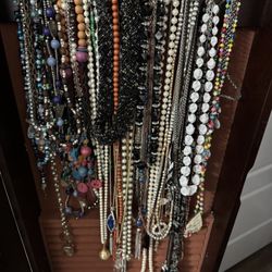 Jewelry  Box With Jewelry 