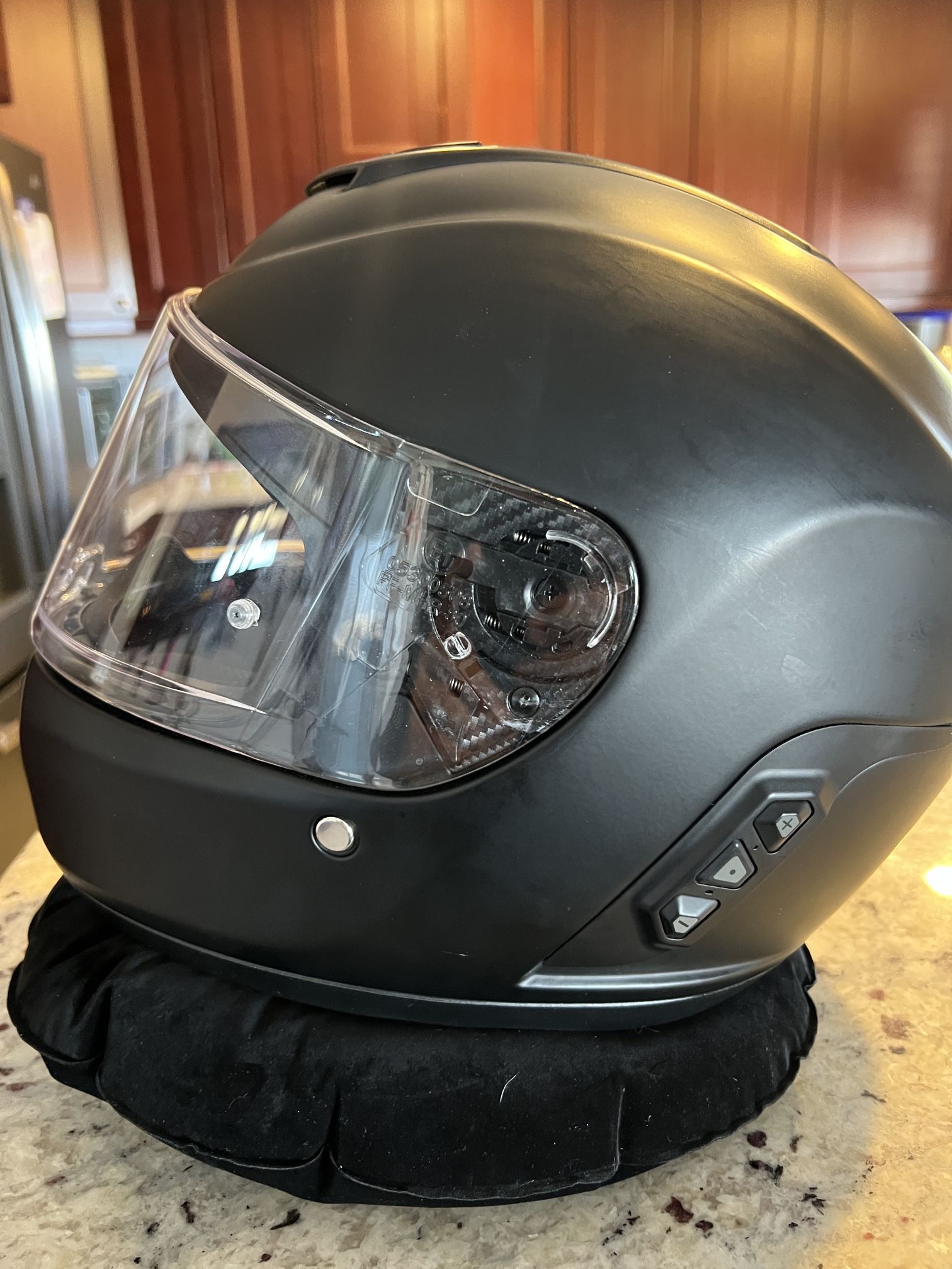 Sena Momentum  Bluetooth Helmet Size M