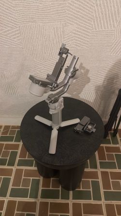 DJI RS 4 Mini