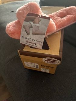 Bear paw slippers