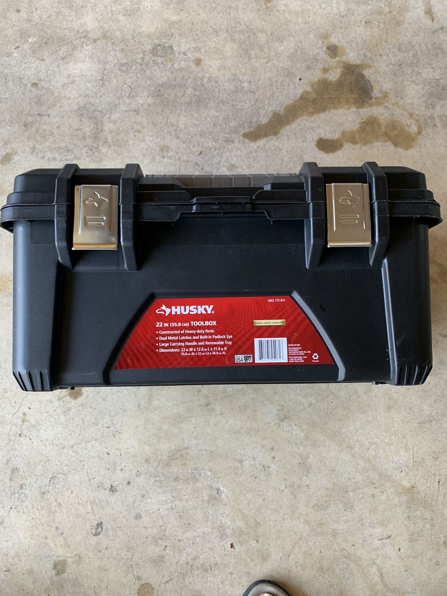 Husky 22in Tool Box almost new $15.00 OBO