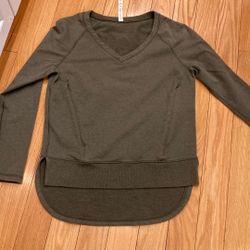 LULULEMON WOMENS s MEDIUM /green/