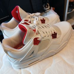 Jordan 4s 