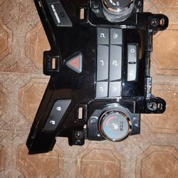 Chevrolet Cruz 2014 Control De A/C  Y Candado