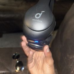 Doundcore Headphones