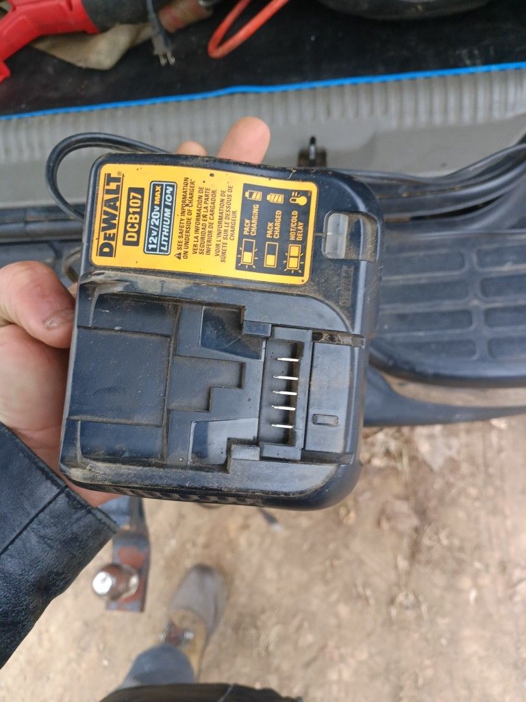 DeWalt Charger And Batterys
