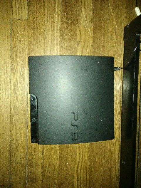 Ps3 with bundle of games 2controllers perfect condition