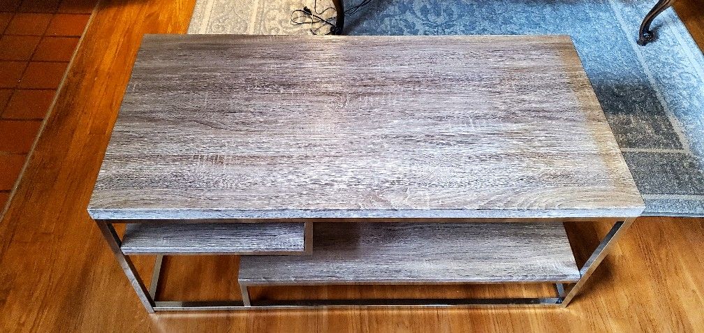 Coffee Table/Entertainment Stand
