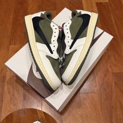 Travis Scott Jordan 1s