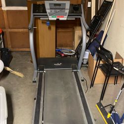 Nordic track Apex 4100i Treadmill
