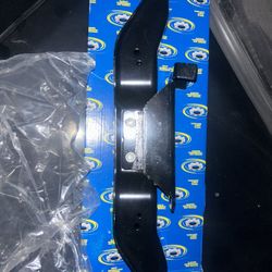 4r70w Transmission Mount 