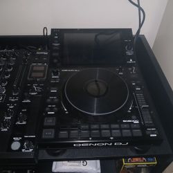 Denon DJ SC6000 Bundle