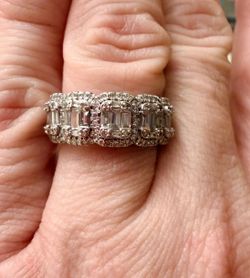 14 k White Gold Diamond Eternity Band Ring