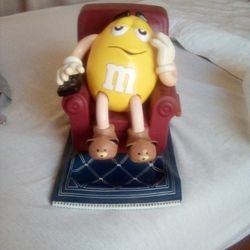 M&M Lazy Dispensary Yellow