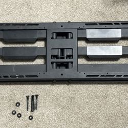 Kanto - Full-Motion TV Wall Mount for Most 40" - 90" TVs - Extends 28" - Black