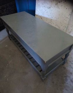 Entry way bench