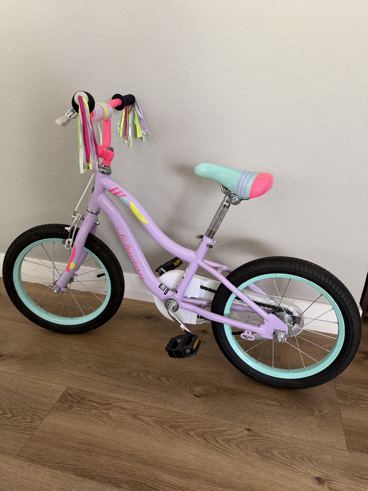Schwinn Iris 16" Kids Bike - Purple